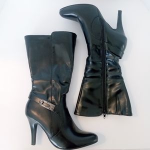 Black knee high boots with rounded toe size 8.5